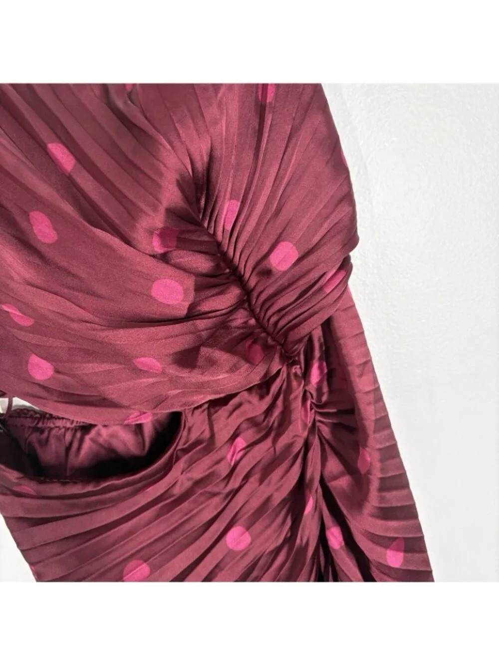 Abercrombie & Fitch Sz M The Giselle Pleated One-Shoulder Cutout Maxi Dress NWOT